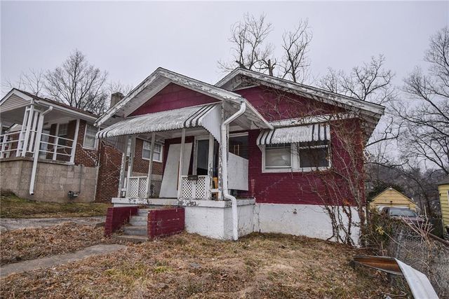 5406 Jackson Avenue, Kansas City, MO 64130