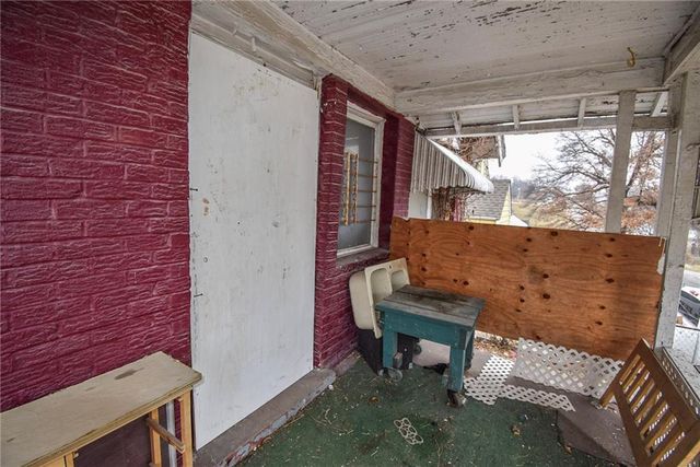 5406 Jackson Avenue, Kansas City, MO 64130
