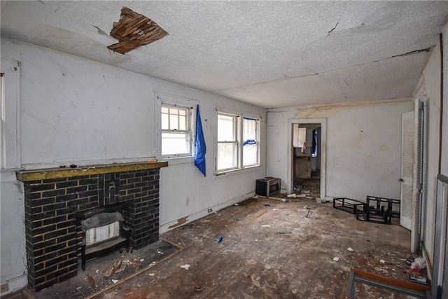 5406 Jackson Avenue, Kansas City, MO 64130