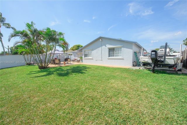 25631 SW 130th Ave, Homestead, FL 33032