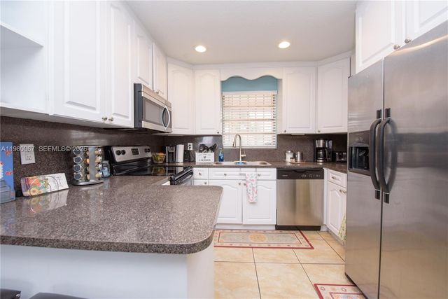 25631 SW 130th Ave, Homestead, FL 33032