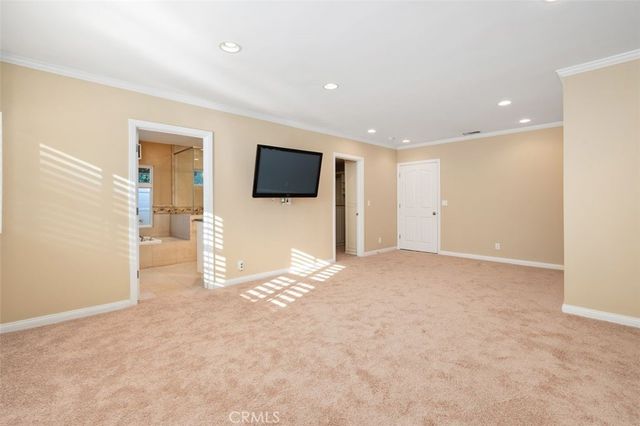 5068 Shirley, Tarzana, CA 91356