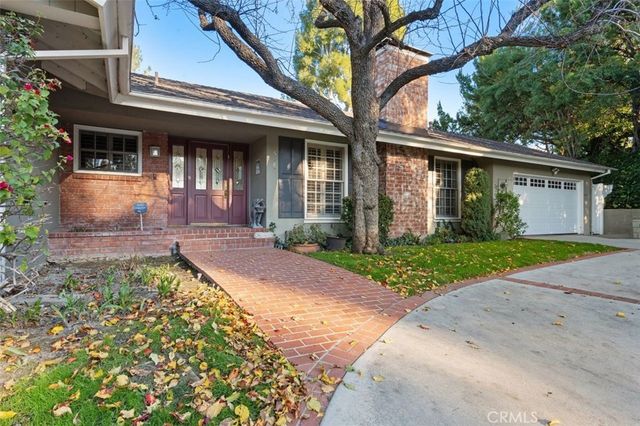 5068 Shirley, Tarzana, CA 91356