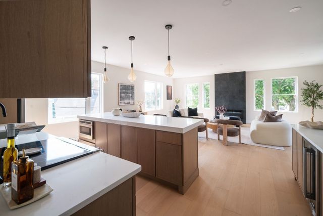 60 Franklin St 2, Somerville, MA 02145