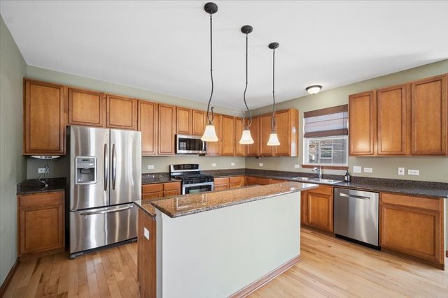 3004 Crossfire Trail, Elgin, IL 60124