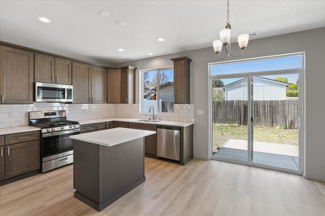 509 N Arc Ct, Spokane Valley, WA 99016