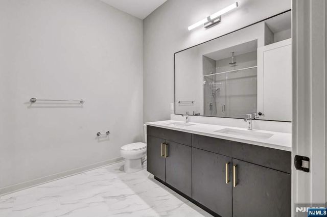 51 Okner Parkway 3069, Livingston, NJ 07039