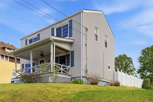 1504 7th St, New Kensington, PA 15068