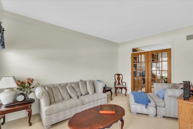 4309 CROSSGATE Drive, Champaign, IL 61822