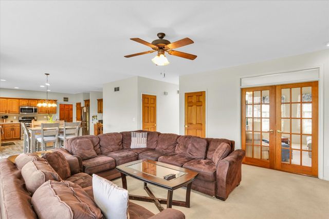 4309 CROSSGATE Drive, Champaign, IL 61822