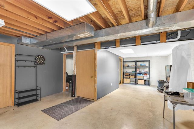 4309 CROSSGATE Drive, Champaign, IL 61822