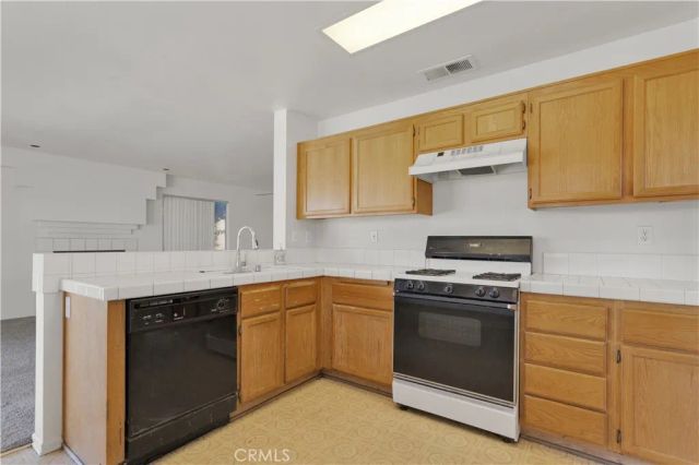 13776 Foxfire Road, Victorville, CA 92392
