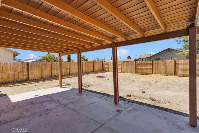13776 Foxfire Road, Victorville, CA 92392