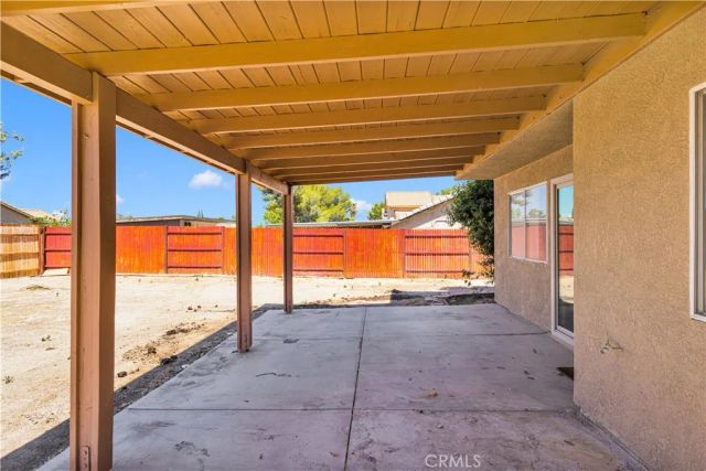 13776 Foxfire Road, Victorville, CA 92392