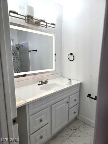 3275 Arville Street C, Las Vegas, NV 89102