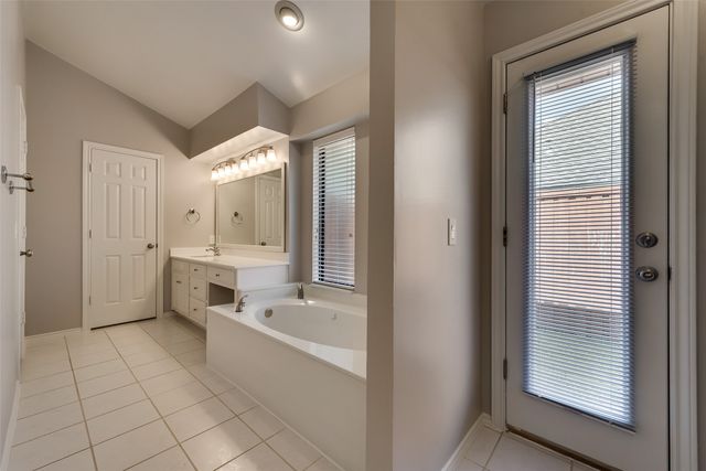 2204 Valcourt Drive, Plano, TX 75023