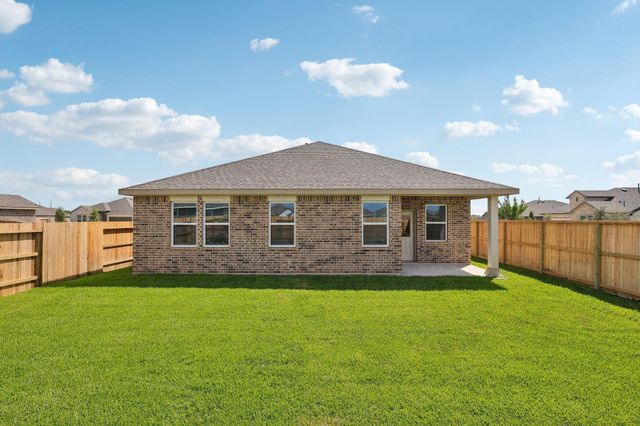 551 Day Station Drive, Dayton, TX 77535