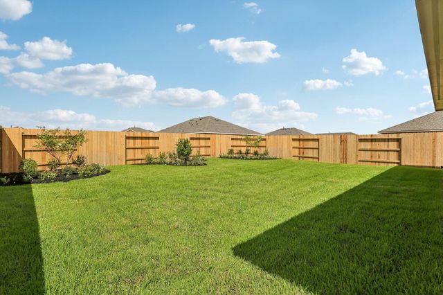 551 Day Station Drive, Dayton, TX 77535