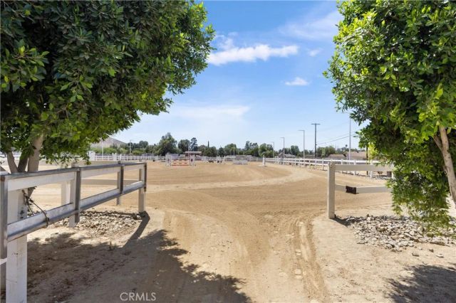 4072 Corona Avenue, Norco, CA 92860