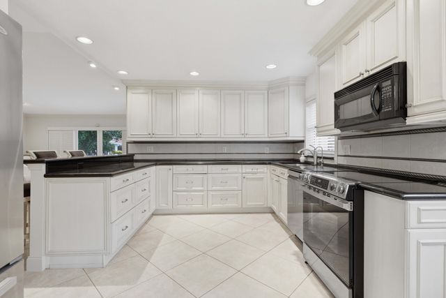 22041 Colony Drive, Boca Raton, FL 33433