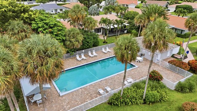 22041 Colony Drive, Boca Raton, FL 33433