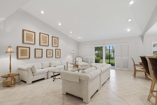 22041 Colony Drive, Boca Raton, FL 33433