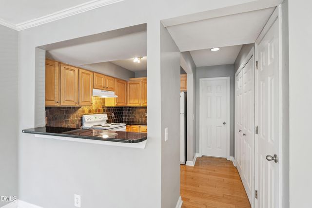 1210 Westview Lane 301, Raleigh, NC 27605