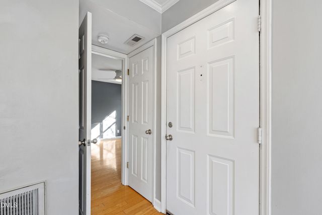 1210 Westview Lane 301, Raleigh, NC 27605