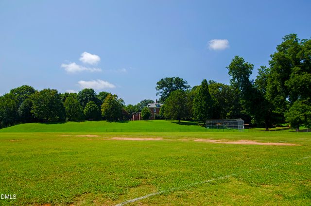 1210 Westview Lane 301, Raleigh, NC 27605