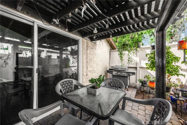 1399 Fredericks, Upland, CA 91786