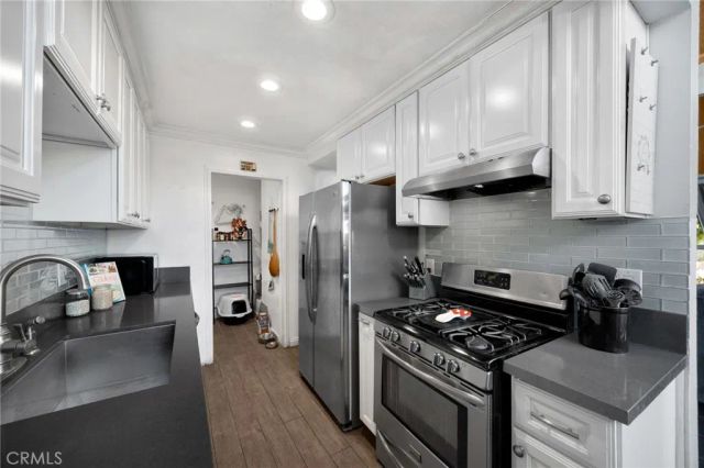 1399 Fredericks, Upland, CA 91786