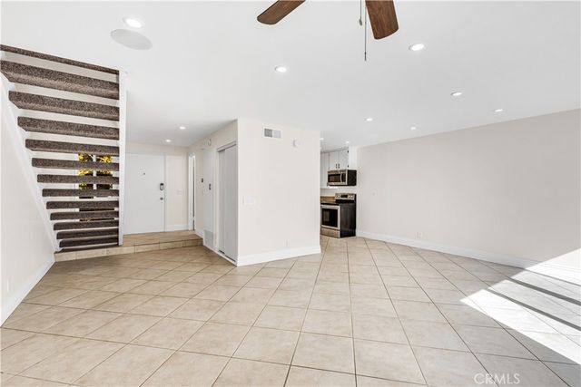 21914 Lakeland, Lake Forest, CA 92630