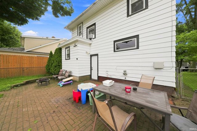 1609 Columbia Avenue, Fort Wayne, IN 46805