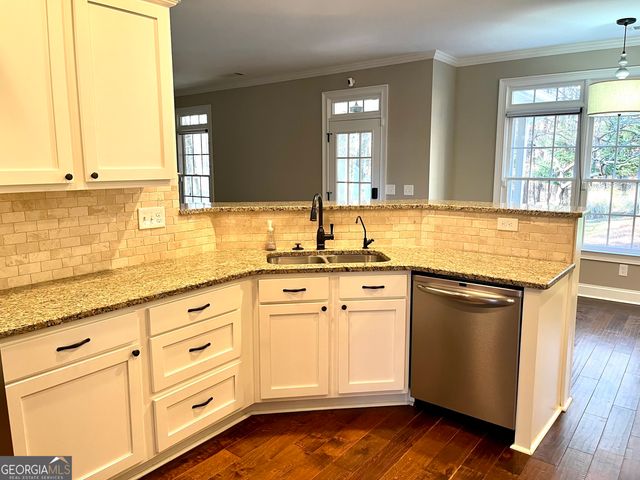 1211 Club Cove Drive, Greensboro, GA 30642