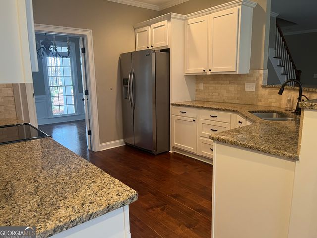 1211 Club Cove Drive, Greensboro, GA 30642