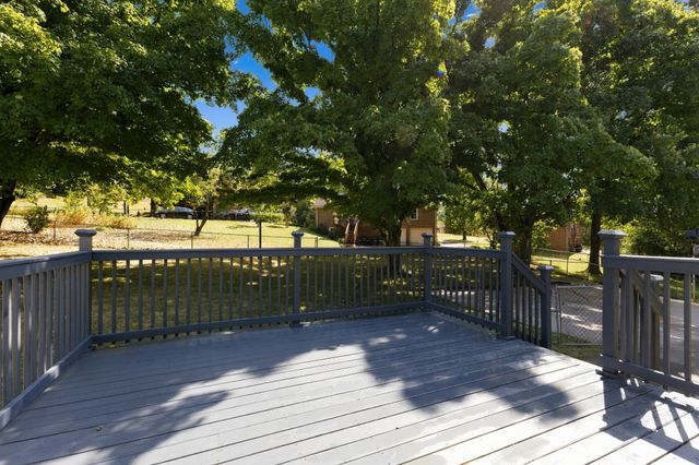 3021 Blackwood Dr, Nashville, TN 37214