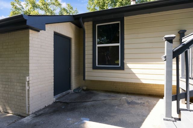 3021 Blackwood Dr, Nashville, TN 37214