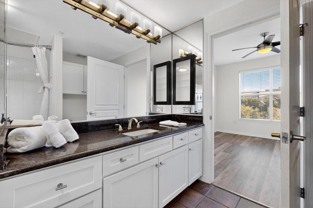 330 Las Colinas Boulevard E 418, Irving, TX 75039