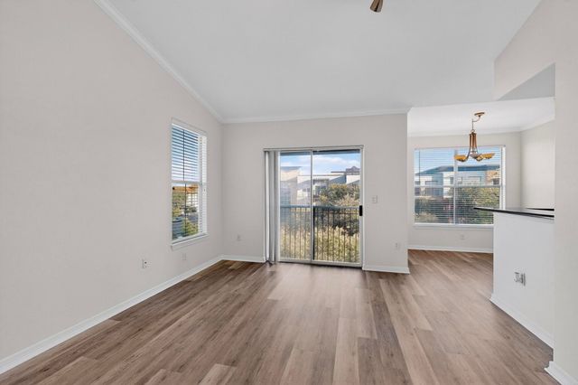 330 Las Colinas Boulevard E 418, Irving, TX 75039