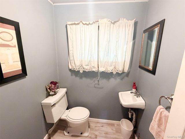 77 Rockland Road, Roscoe, NY 12776