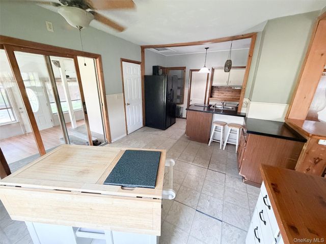 77 Rockland Road, Roscoe, NY 12776