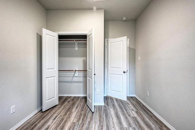 9595 Darkwood Street, Willis, TX 77318