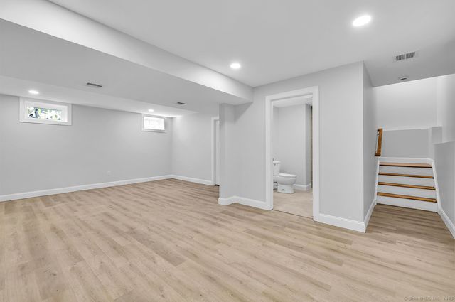 183 Vesper Street, Fairfield, CT 06825