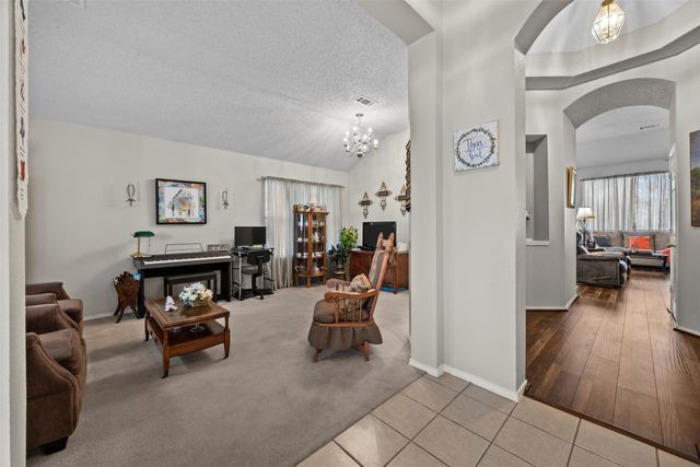 302 Abel Drive, Glenn Heights, TX 75154