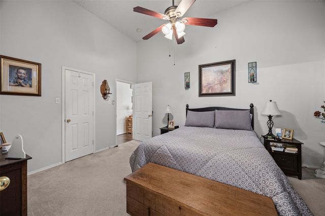 302 Abel Drive, Glenn Heights, TX 75154