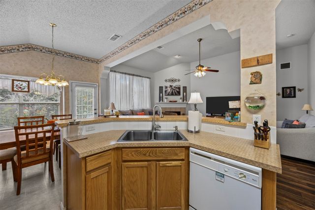 302 Abel Drive, Glenn Heights, TX 75154