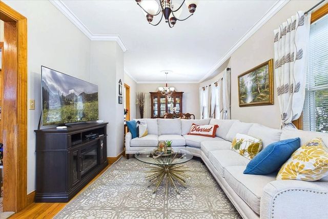 83 Desoto Rd, Boston, MA 02132