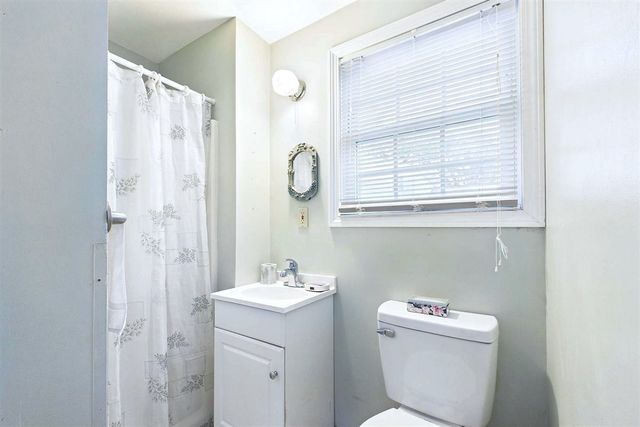 83 Desoto Rd, Boston, MA 02132