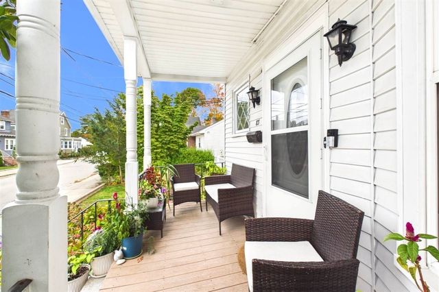 83 Desoto Rd, Boston, MA 02132