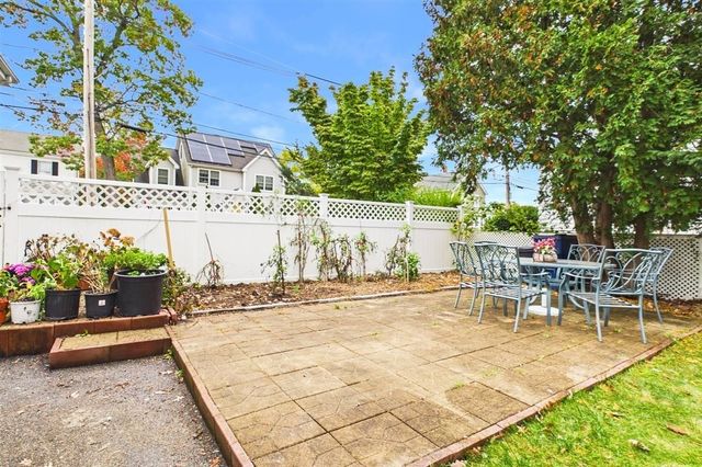 83 Desoto Rd, Boston, MA 02132